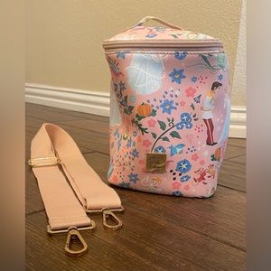 Petunia Pickle Bottom Disney Cinderella insulated cooler